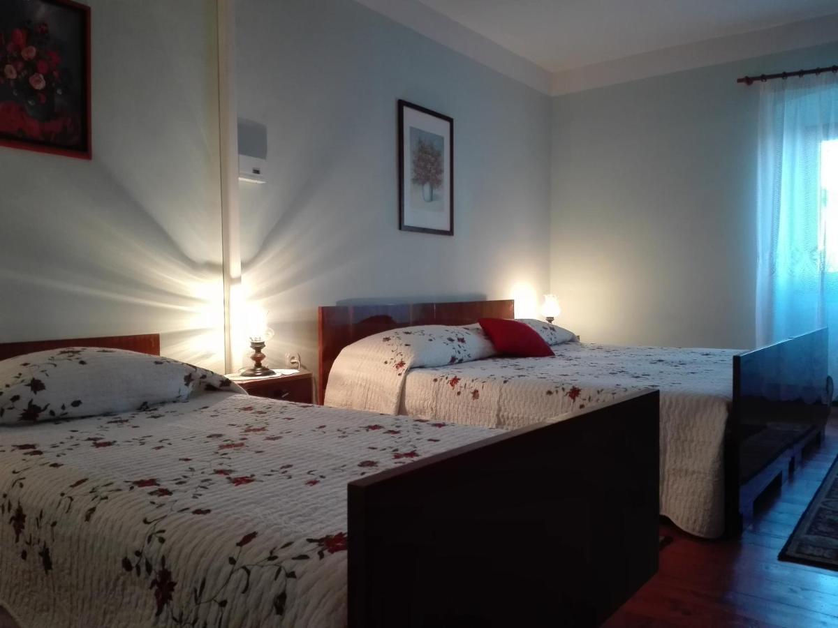 Apartments Lazzarini Battiala Nedescina Экстерьер фото